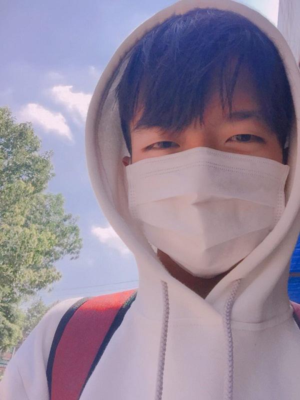 Dân mạng được phen rôm rả khi hot boy urgo chuyển sang hot boy khẩu trang-6
