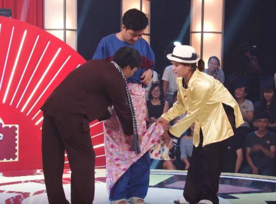 Trấn Thành ‘cạn lời với cặp đôi ‘bá đạo’ chưa diễn đã quên lời-8