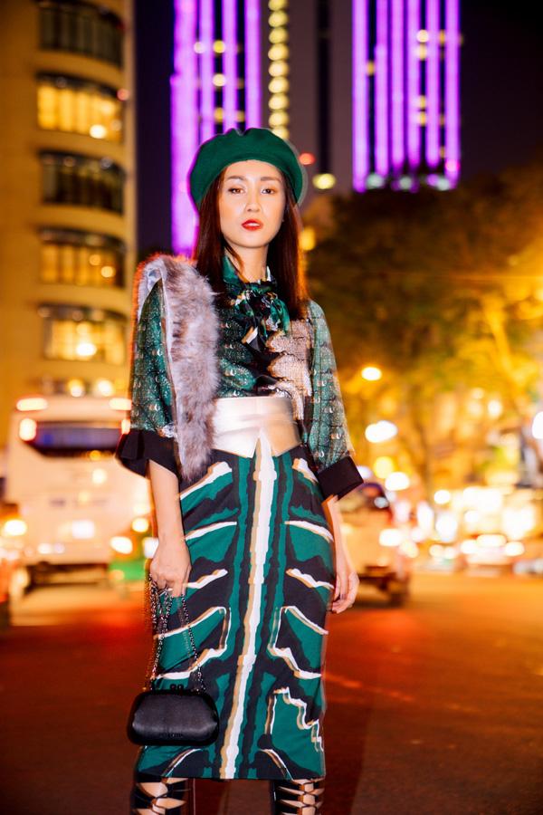Street style đêm Sài Gòn toàn hàng hiệu của MC Quỳnh Chi-2
