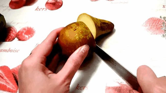 Trang trí hoa quả thành hình cây thông Noel đơn giản mà siêu đẹp, ai nhìn cũng thích-1