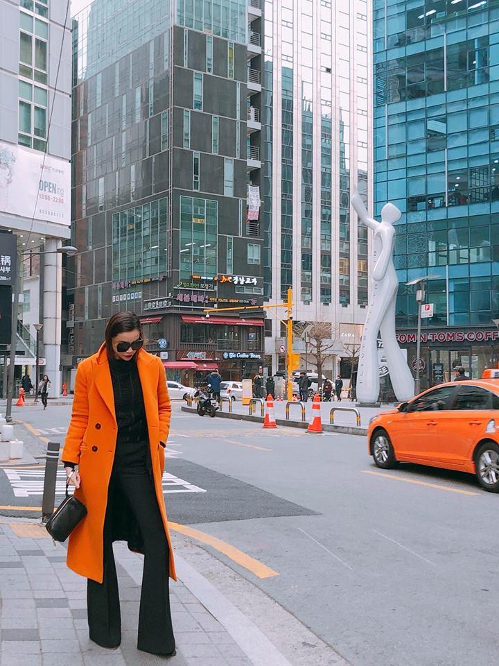 Tin sao Việt: Hồ Ngọc Hà tất bật công việc giữa ồn ào tình ái của Kim Lý-1