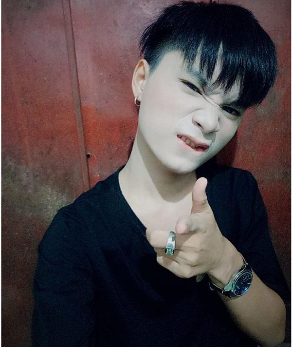 Sở hữu gương mặt ‘xấu lạ’, nam sinh Bình Thuận vẫn hút 200.000 theo dõi trên Facebook-3