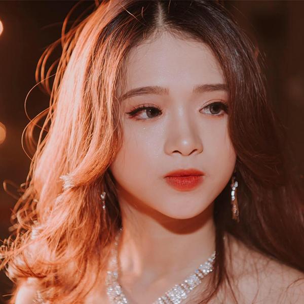 Thơ Nguyễn, Linh Ka có tên trong Top 10 nhân vật được tìm kiếm nhiều nhất Việt Nam năm 2017-8