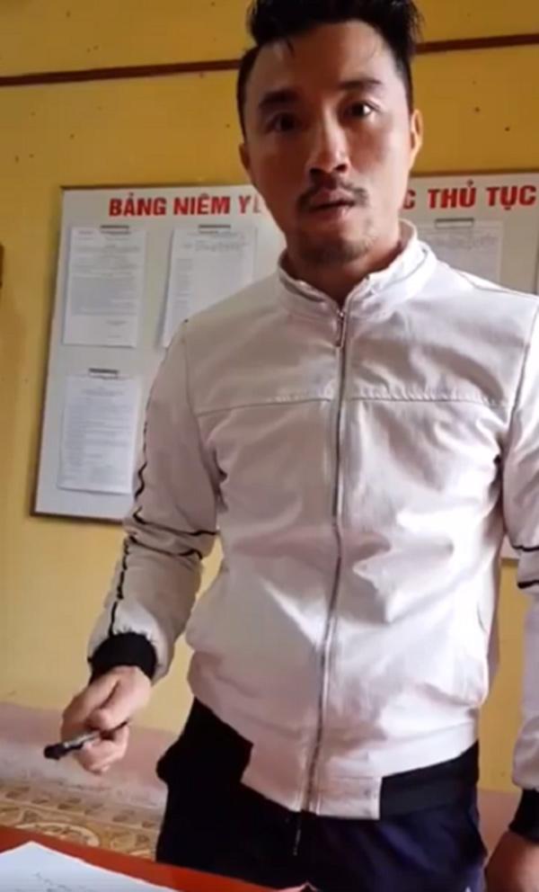 Clip cực đáng yêu: Thanh niên run bần bật đăng ký kết hôn nhưng mặt xanh, môi tái-2