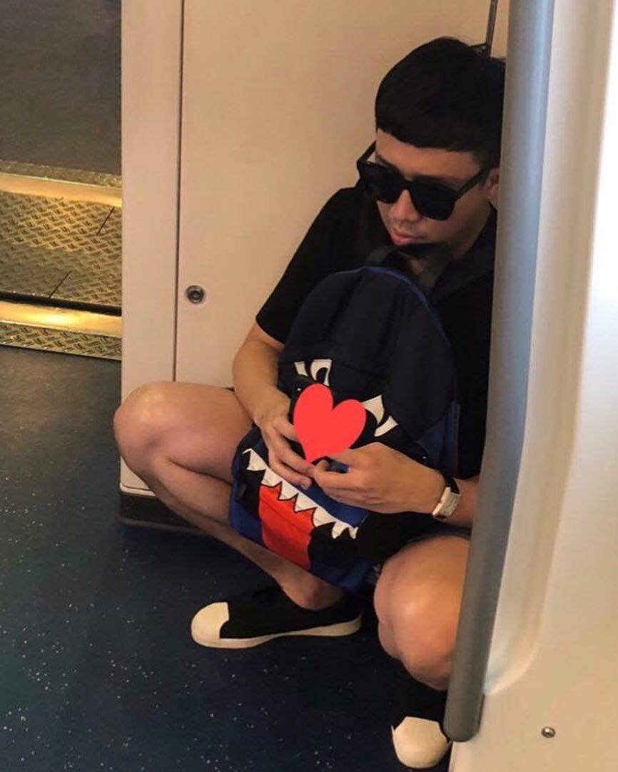 Tin sao Việt: Trấn Thành bị phát hiện ngủ gật trong thang máy-1