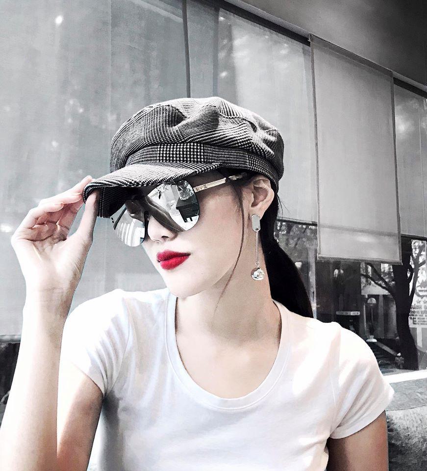 Street style luôn sang chảnh, nhưng ít ai nhận ra điều kỳ lạ này của Lan Khuê!-5