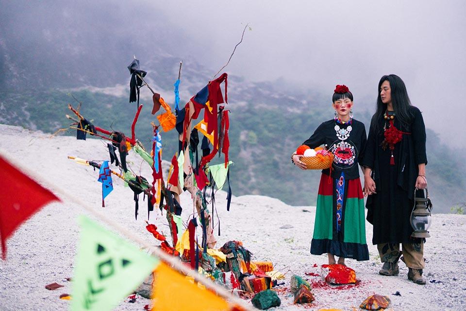 Ảnh cưới chất nhất năm: Tình yêu du mục trên ngọn đồi tuyết phủ đẹp hơn cả MV của Bảo Anh-5