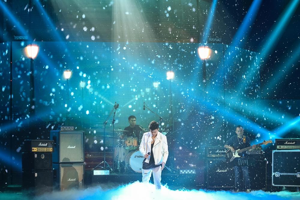 Slim V tiết lộ lý do vì sao Phố xa gây tranh cãi vẫn về nhất tại Sao đại chiến-1