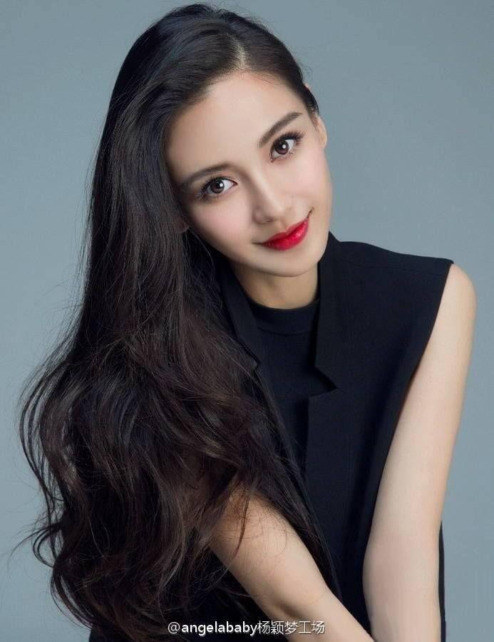 Triệu Lệ Dĩnh và Dương Mịch kiếm tiền giỏi đến mấy cũng phải bại trận trước bà hoàng này-5