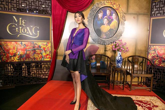 Mặc màu tím không bị chê già và sến như Hồ Ngọc Hà, hãy học nữ thần Elle Fanning!-5