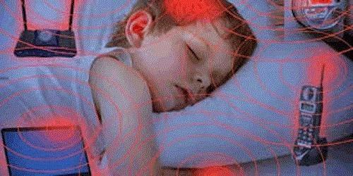 Những đồ vật để gần giường làm tăng nguy cơ ung thư-1