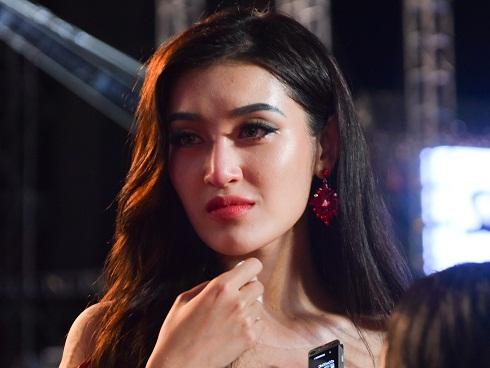 Đăng ảnh khoe tóc mới, nhưng mọi người lại chú ý vào chiếc mũi và mí mắt khác lạ của Huyền My-13