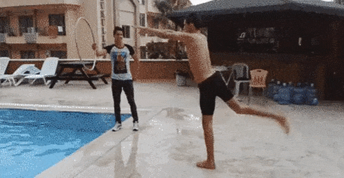 Hú hồn với những pha troll của lũ bạn khốn nạn-4