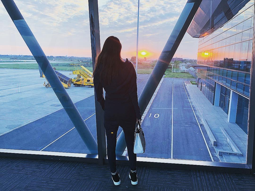 Tin sao Việt: Angela Phương Trinh lại phô diễn vòng 3 cong cớn-7