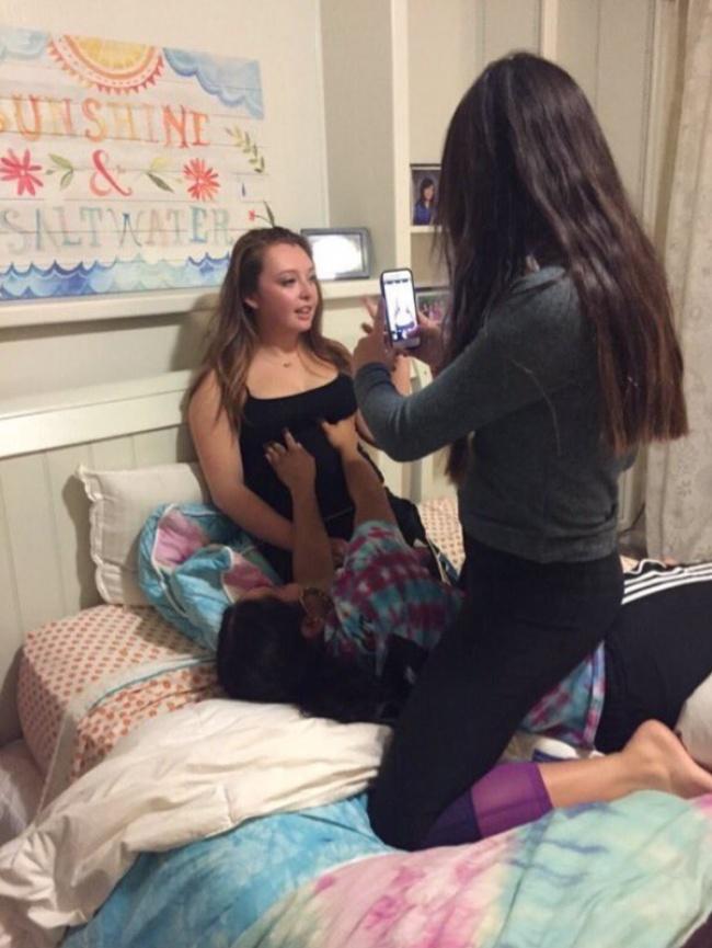 Những hình ảnh một trời một vực giữa mạng xã hội và thực tế-1