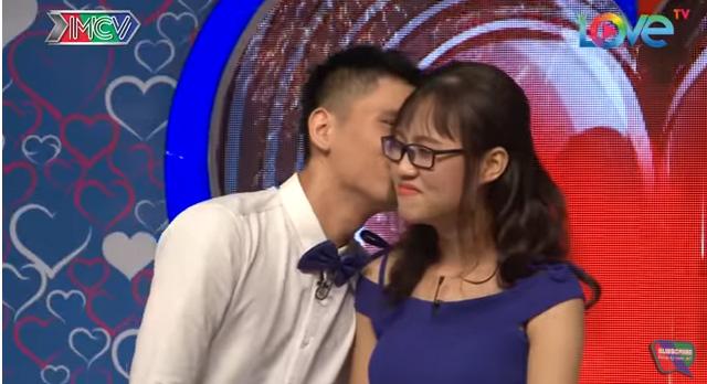 MC Quyền Linh lo lắng cặp đôi Bình Thuận là bà con vì quá trùng hợp-13