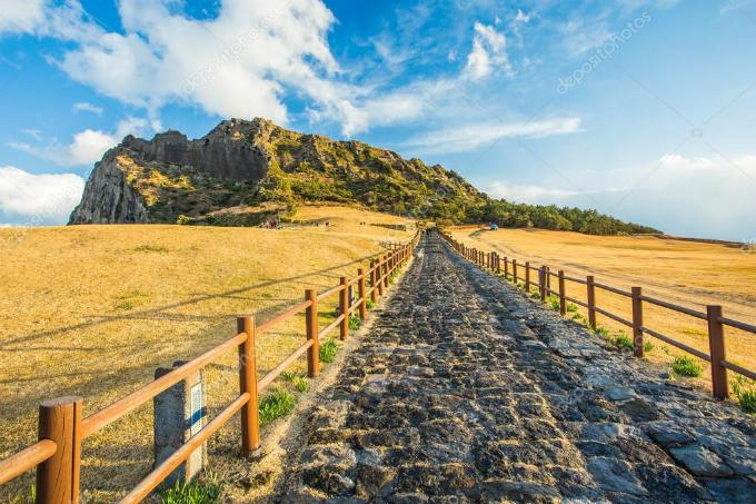 Gợi ý điểm đến nước ngoài đi lại thuận tiện cho kỳ nghỉ cuối năm-1