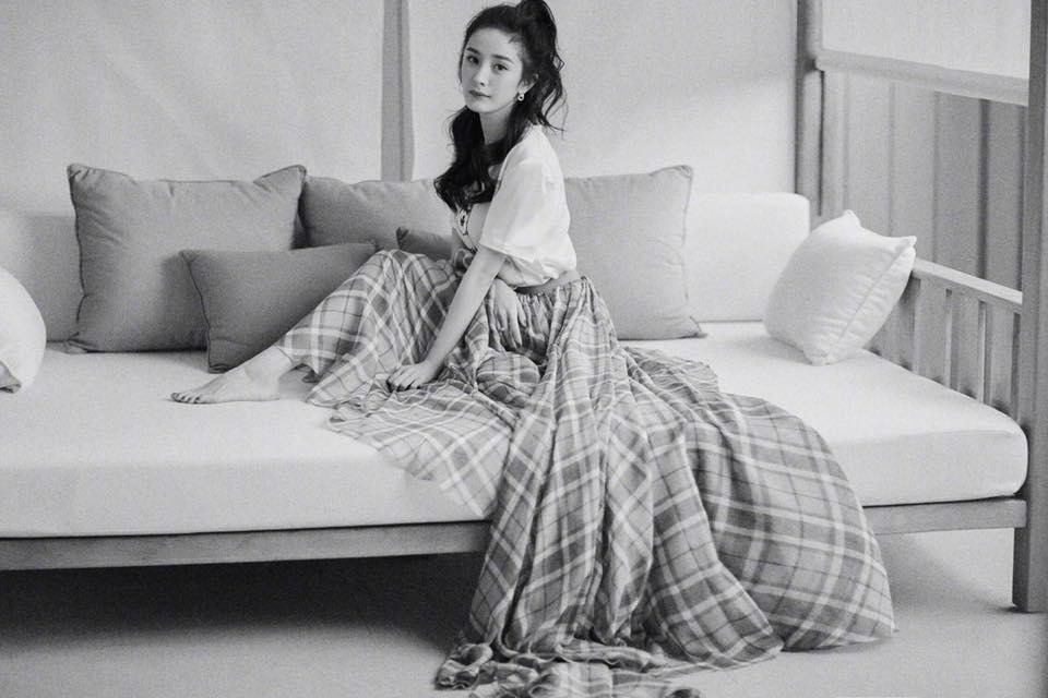 Gái một con Dương Mịch khoe nhan sắc ngọt ngào, đậm khí chất-5