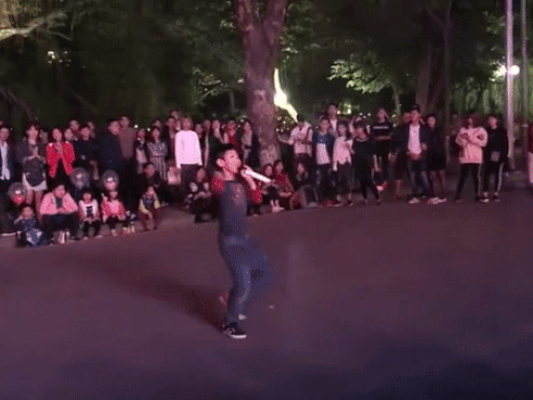 Cư dân mạng lo lắng khi Chi Pu hát trong đêm nhạc có GOT7-7