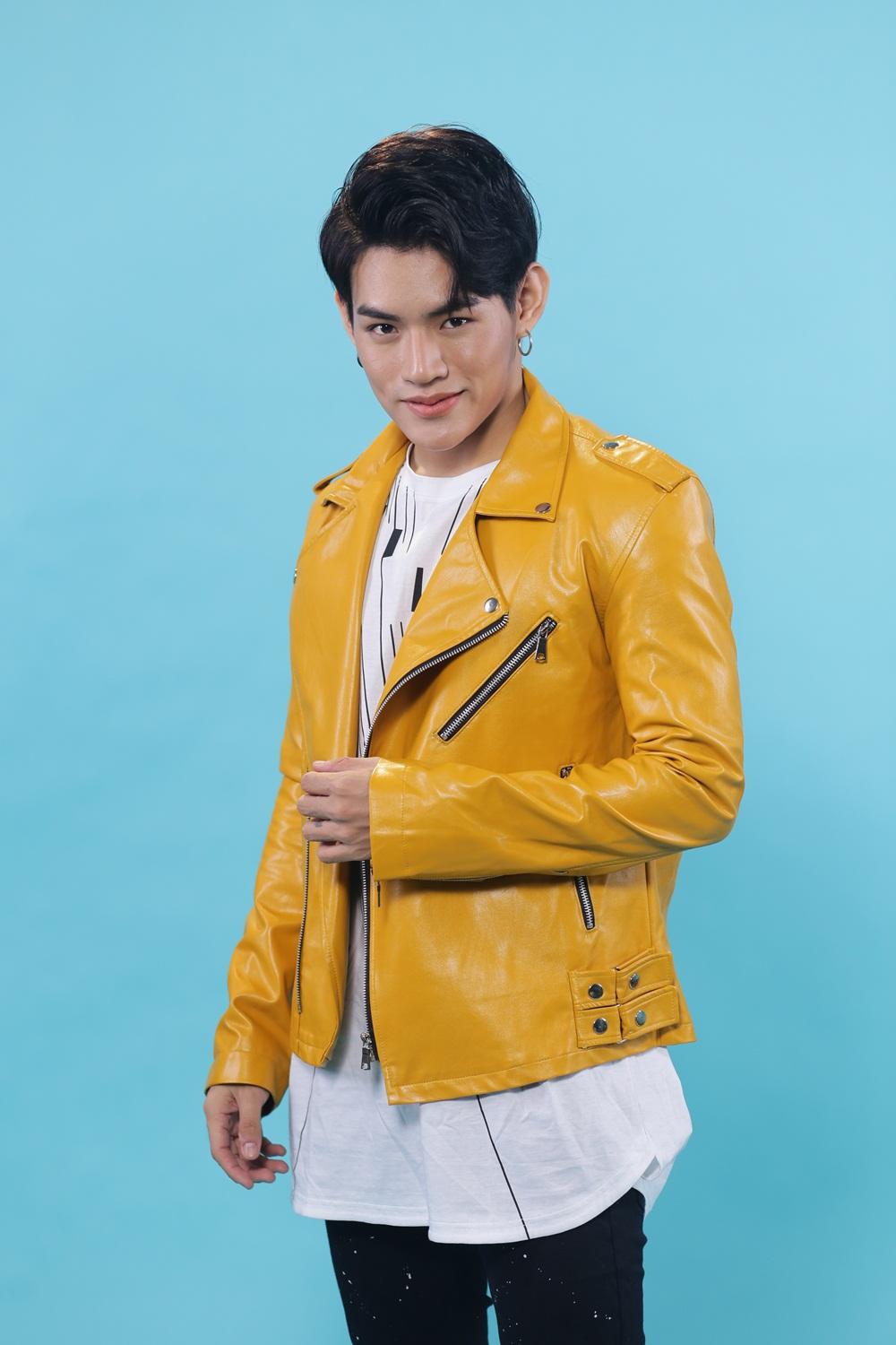 Hồ Quỳnh Hương hóa bà già Noel, Tino kể chuyện tình gà bông-8