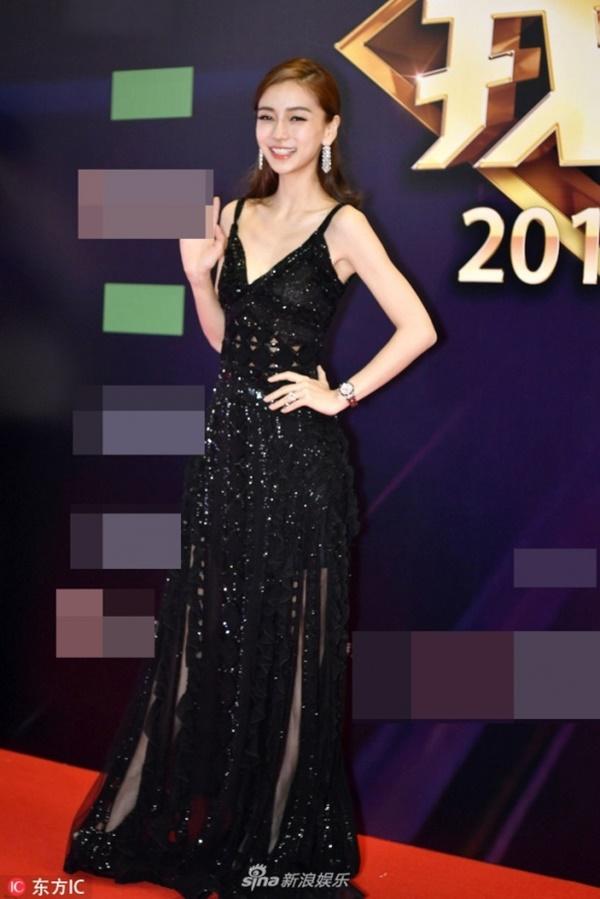 Angela Baby lộ thân hình trơ xương khi sánh đôi bên ông xã Huỳnh Hiểu Minh-2