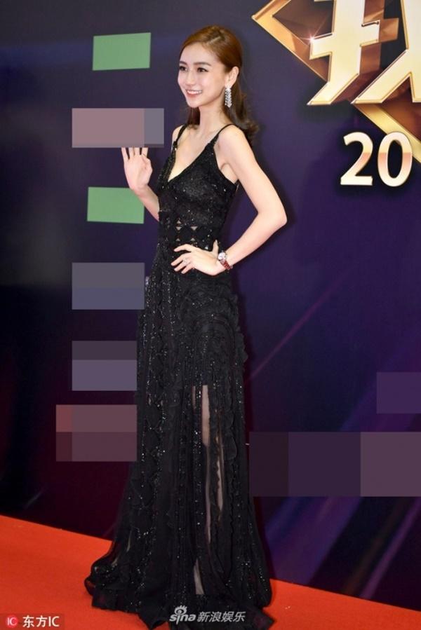 Angela Baby lộ thân hình trơ xương khi sánh đôi bên ông xã Huỳnh Hiểu Minh-3