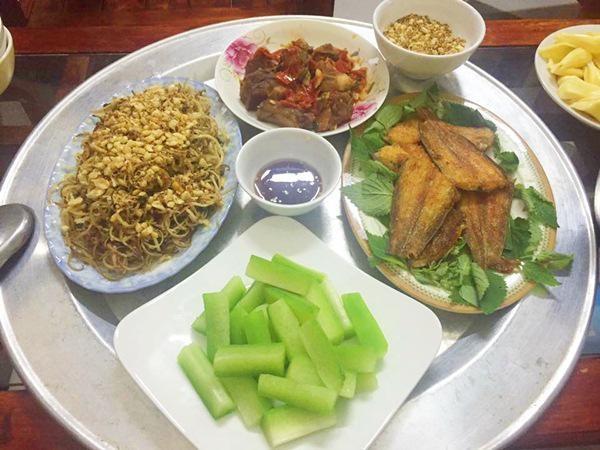 Vợ đảm khoe những mâm cơm khiến chồng tăng cân vèo vèo, bữa nào cũng ăn 3-4 bát-4