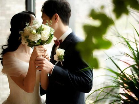 Mẹ ơi con muốn lấy chồng!