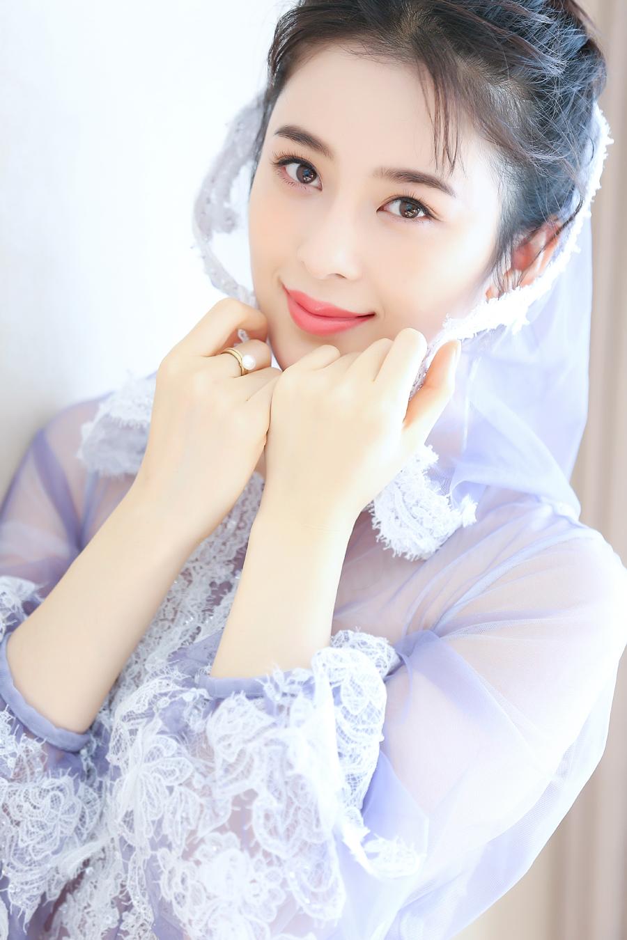 Mỹ nhân Tân thần điêu đại hiệp ngất xỉu trên thảm đỏ vì ăn mặc phong phanh-5