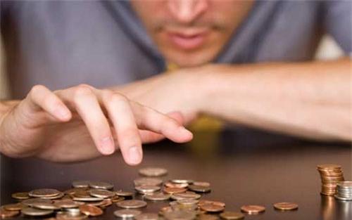 Xem tướng mạo người đàn ông keo kiệt, cân nhắc khi lấy làm chồng-1