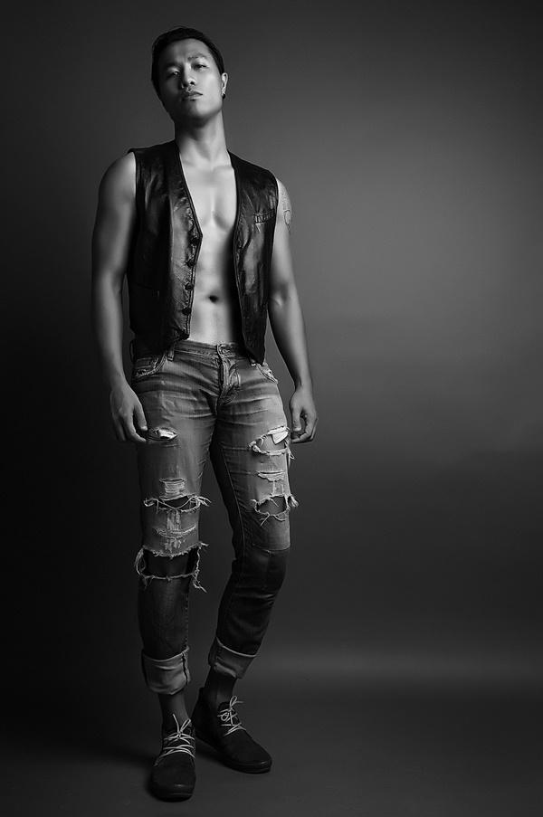 Điểm danh dàn trai đẹp 6 múi của Nhật Kim Anh trong phim 18+-4