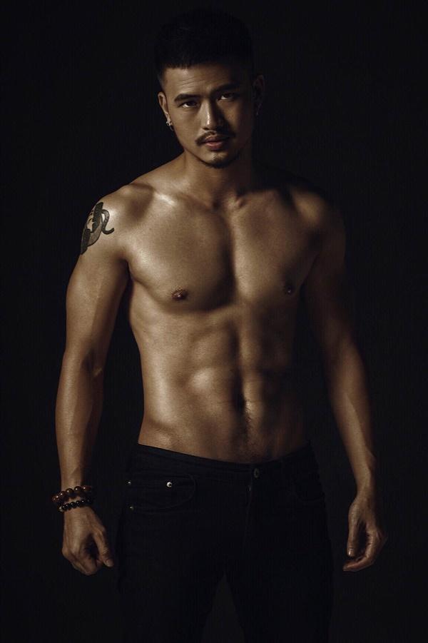 Điểm danh dàn trai đẹp 6 múi của Nhật Kim Anh trong phim 18+-7