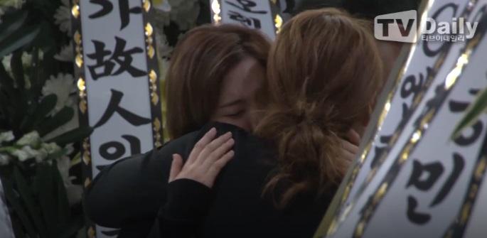 Super Junior, EXO và nước mắt nghệ sĩ ngập đám tang ngôi sao SHINee Jonghyun-3