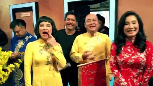 Sau màn nhái giọng Phi Thanh Vân đỉnh cao, Trấn Thành tiếp tục troll danh hài Hoài Linh-1