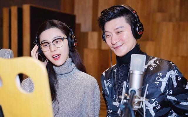 Cha Phạm Băng Băng được khen trẻ như anh trai khi đứng cạnh con gái-10