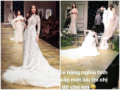 Kỳ Duyên vấp váy trên sàn diễn, Lan Khuê ngồi khuỵu xuống chỉnh váy cho đàn em