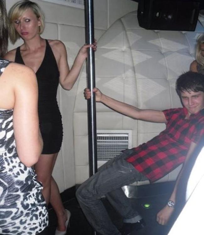 Cứ gặp gái xinh là rình chụp ảnh bằng được-10