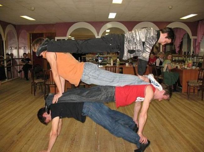 Cứ gặp gái xinh là rình chụp ảnh bằng được-12