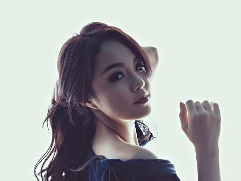 Thái Trinh: 'Bị trầm cảm, tôi rụng tóc, mỗi khi tỉnh dậy lại khóc'