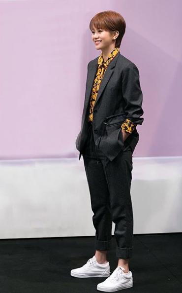 Tóc pixie chưa hề cũ đâu, các sao Việt này vẫn đang để và cực xinh đấy!-1