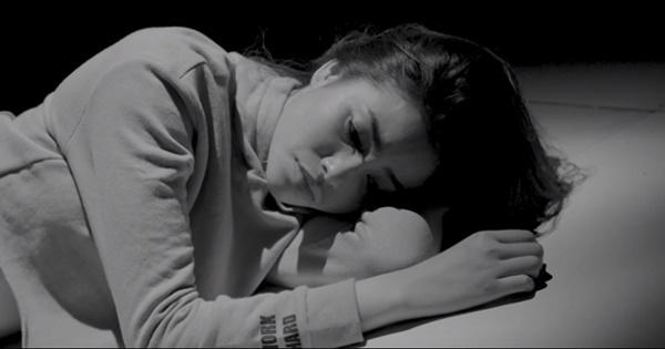 Đẹp như hoa hậu, siêu mẫu showbiz Việt mà cũng từng trầm cảm đến mức muốn quyên sinh!-12