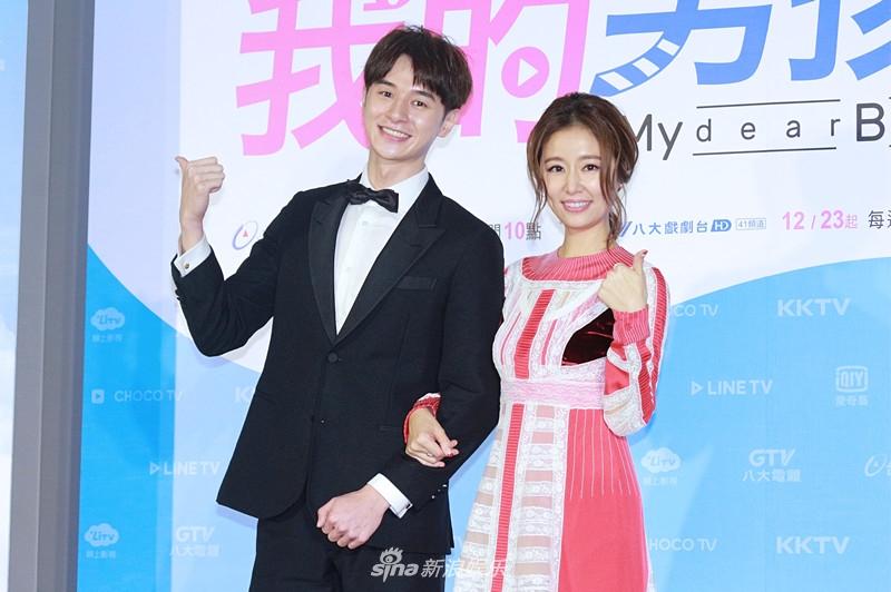 Thấy Lâm Tâm Như hôn trai trẻ, Hoắc Kiến Hoa dằn mặt tình địch: Môi vợ tôi có mềm không?-4