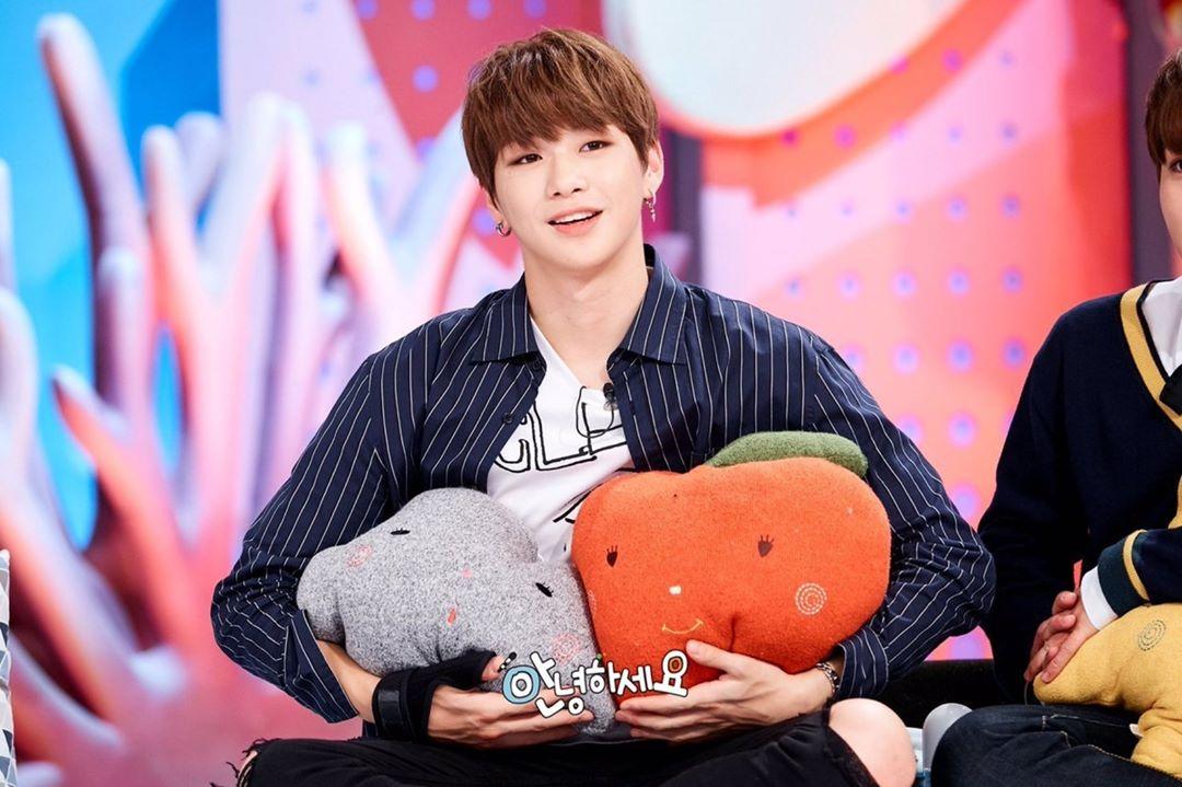 Sao Hàn 21/12: SHINee Key viết thư tay cho người anh quá cố Jonghyun sau tang lễ-4