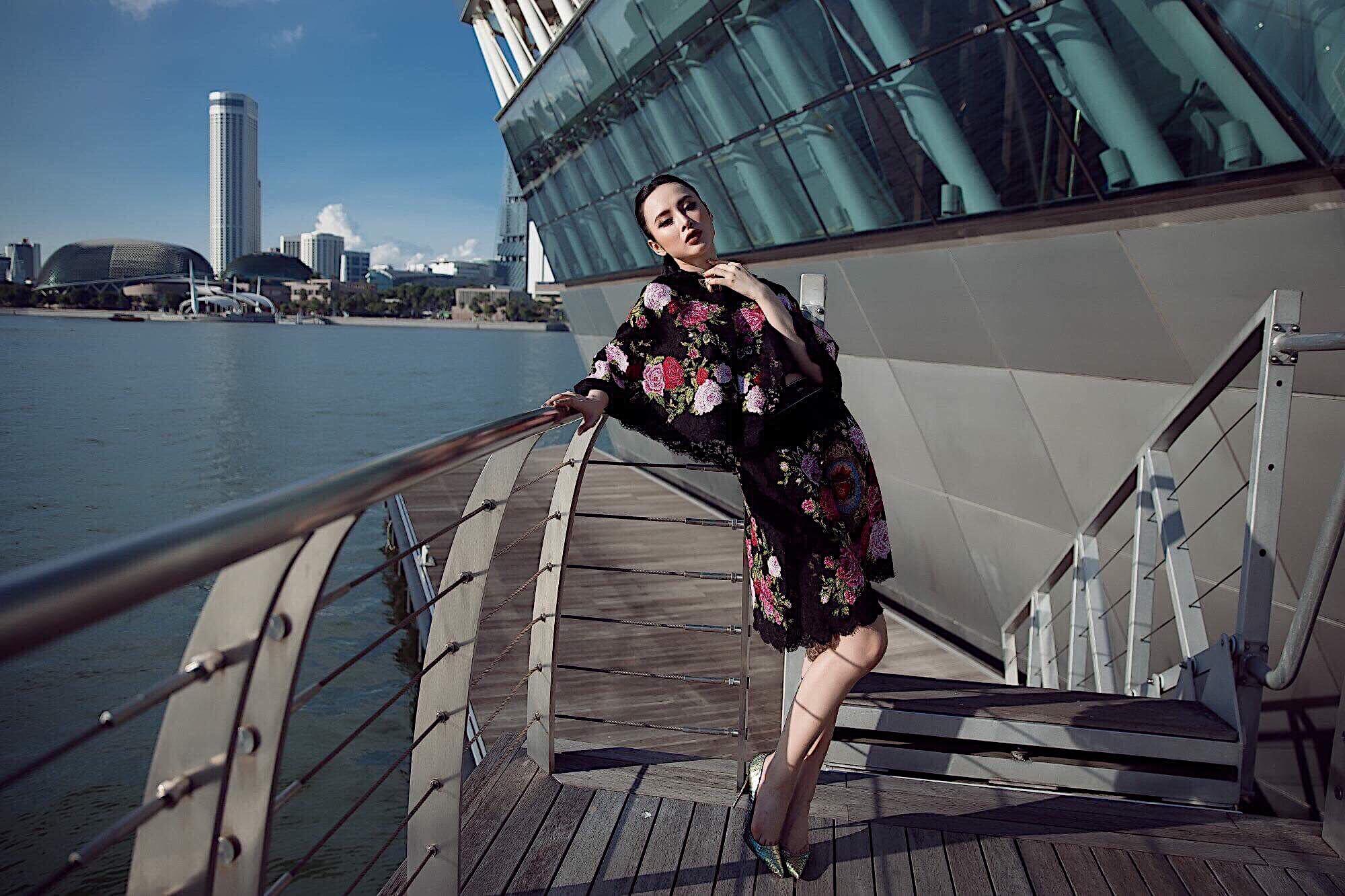 Tin sao Việt: Diệp Lâm Anh phô diễn hình thể với bikini, đánh tan giá lạnh mùa đông-3