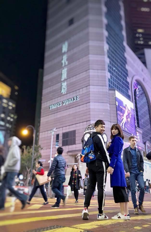 Tin sao Việt: Trấn Thành - Hari Won nắm chặt tay nhau du hí Hong Kong-1