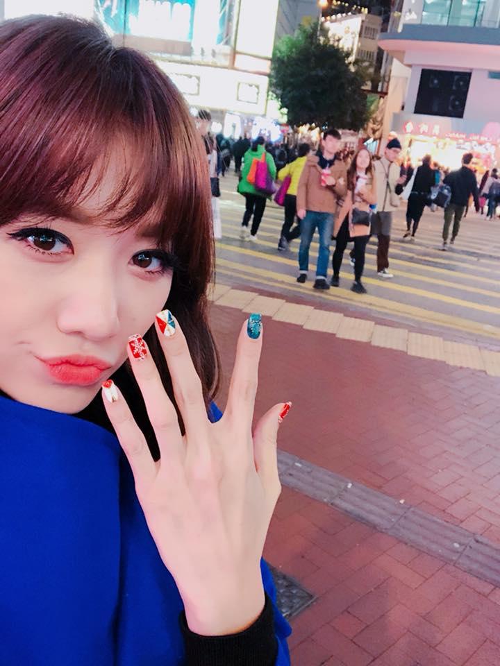 Tin sao Việt: Trấn Thành - Hari Won nắm chặt tay nhau du hí Hong Kong-2