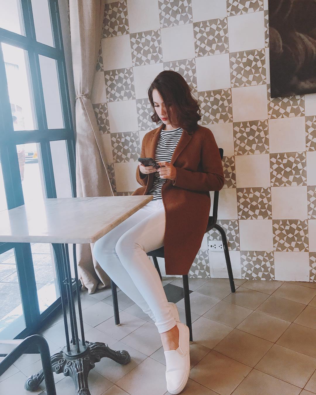 Tin sao Việt: Trấn Thành - Hari Won nắm chặt tay nhau du hí Hong Kong-8