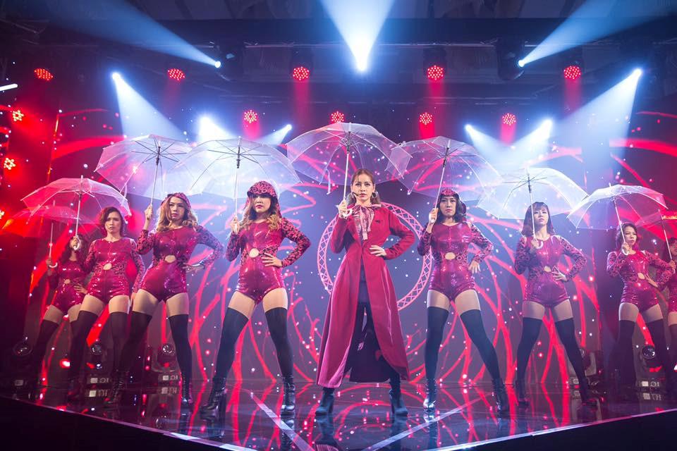 Không chỉ hát dở, Chi Pu còn gây thất vọng khi đi theo hướng khoe thân-2