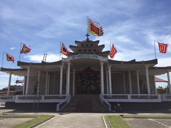 Nhân mùa Giáng sinh: Ngắm vẻ đẹp những nhà thờ Nam Định-3