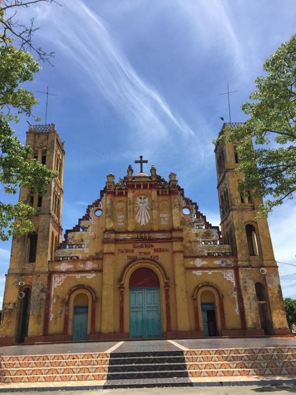 Nhân mùa Giáng sinh: Ngắm vẻ đẹp những nhà thờ Nam Định-6